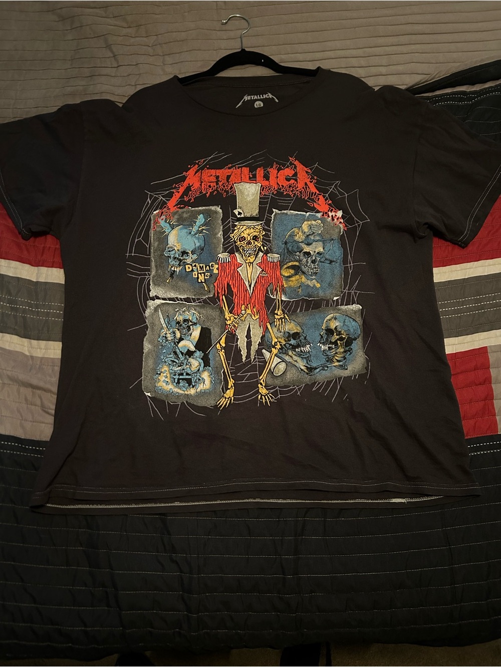 Metallica Men's Black Short-Sleeve Graphic Tee - Skeleton Illustration